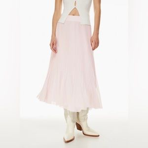 Aritzia Wilfred twirl pleated skirt